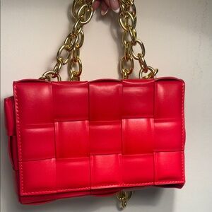 Sexy Cherry Red Woven Bag w/ Gold Chain Strap!